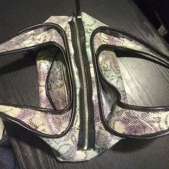 Purse - Picture 4 of 4